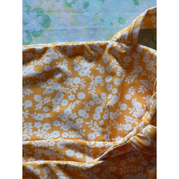 Citrine | One Piece Swimsuit Small Yellow Floral Tie Shoulder Square Neck Beach - Picture 5 of 7